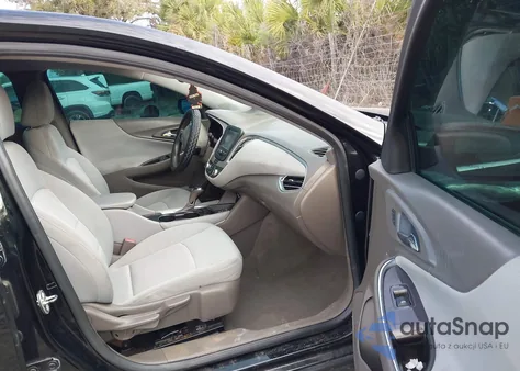 2018 Chevrolet Malibu Lt z USA, uszkodzony, nr VIN 1G1ZD5ST1JF170813